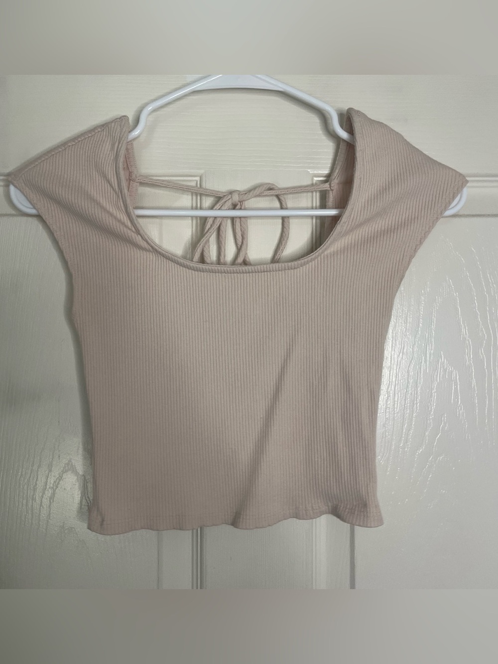 Altar'd State Ribbed Tie-Back Crop Top - Cream